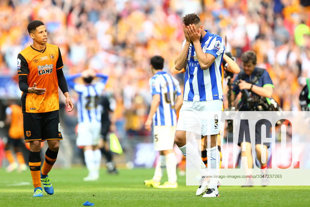 Soccer 2016: European Soccer May 28, 2016 - London, United Kingdom - Wednesday?s Atdhe Nuhiu dejected during the Skybet Championship Play Off Final match at Wembley Stadium. Photo credit should read: Philip Oldham Sportimage. London United Kingdom