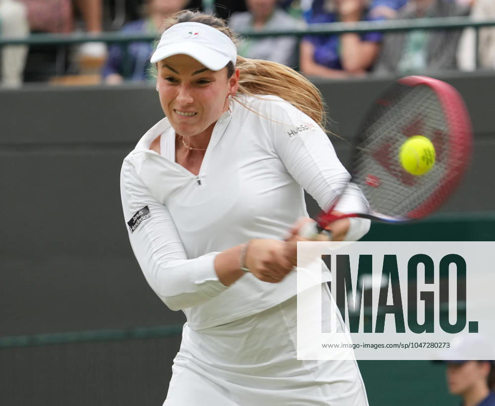 Lawn Tennis - 2024 Wimbledon Championship Lulu Sun (NZL) v Donna Vekic (CRO) All England Lawn Tennis & Croquet Club - Tuesday 9h July 2024 Donna Vekic (CRO)