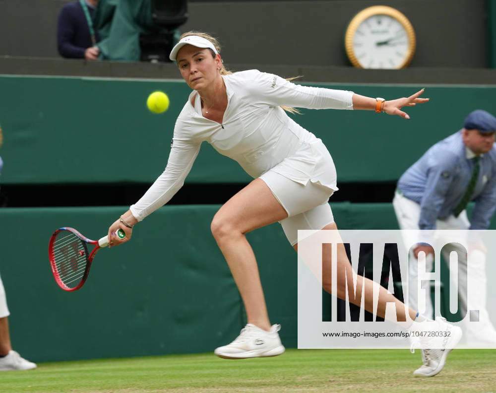 Lawn Tennis - 2024 Wimbledon Championship Lulu Sun (NZL) v Donna Vekic (CRO) All England Lawn Tennis & Croquet Club - Tuesday 9h July 2024 Donna Vekic (CRO)