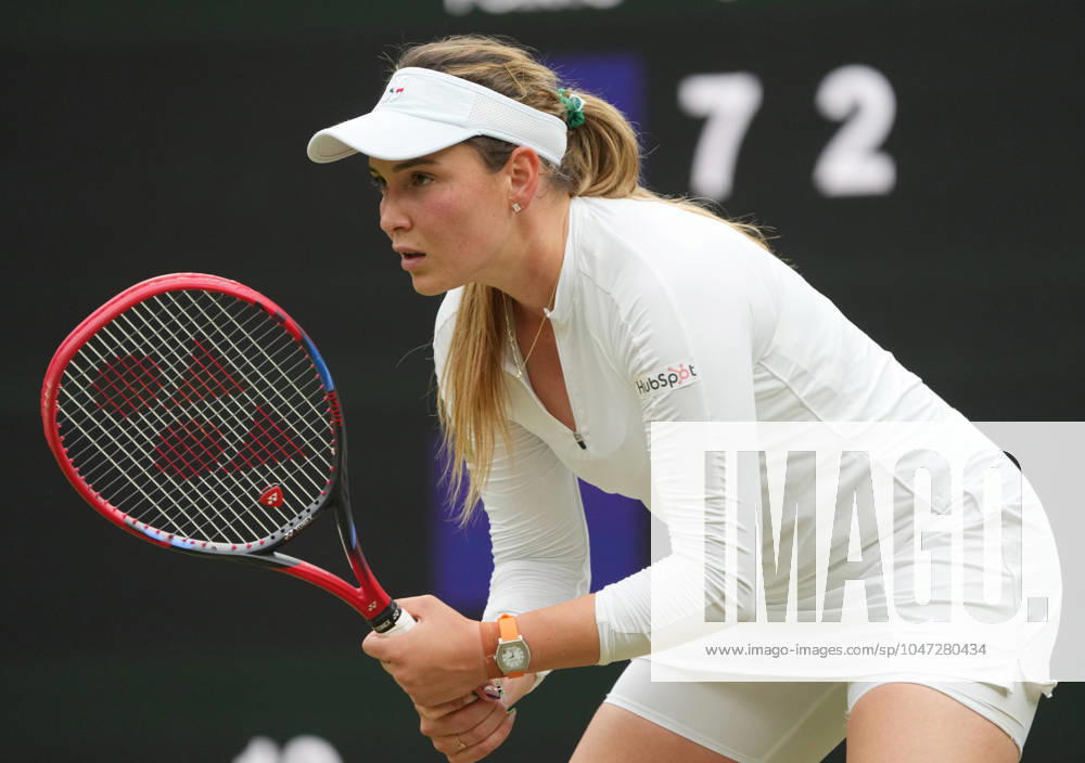 Lawn Tennis - 2024 Wimbledon Championship Lulu Sun (NZL) v Donna Vekic (CRO) All England Lawn Tennis & Croquet Club - Tuesday 9h July 2024 Donna Vekic (CRO)