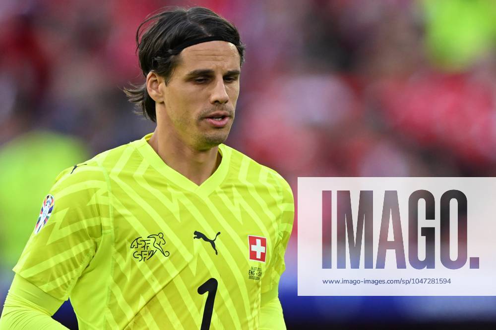 DUSSELDORF - Switzerland goalkeeper Yann Sommer during the UEFA EURO, EM, Europameisterschaft,Fussball 2024 quarter-final match between England and Switzerland at the Dusseldorf Arena on July 6, 2024 in Dusseldorf, Germany. ANP Hollandse Hoogte UEFA EURO 2024 2024 ANPxSportx xGerritxvanxKeulenxIVx 503143216 originalFilename: 503143216