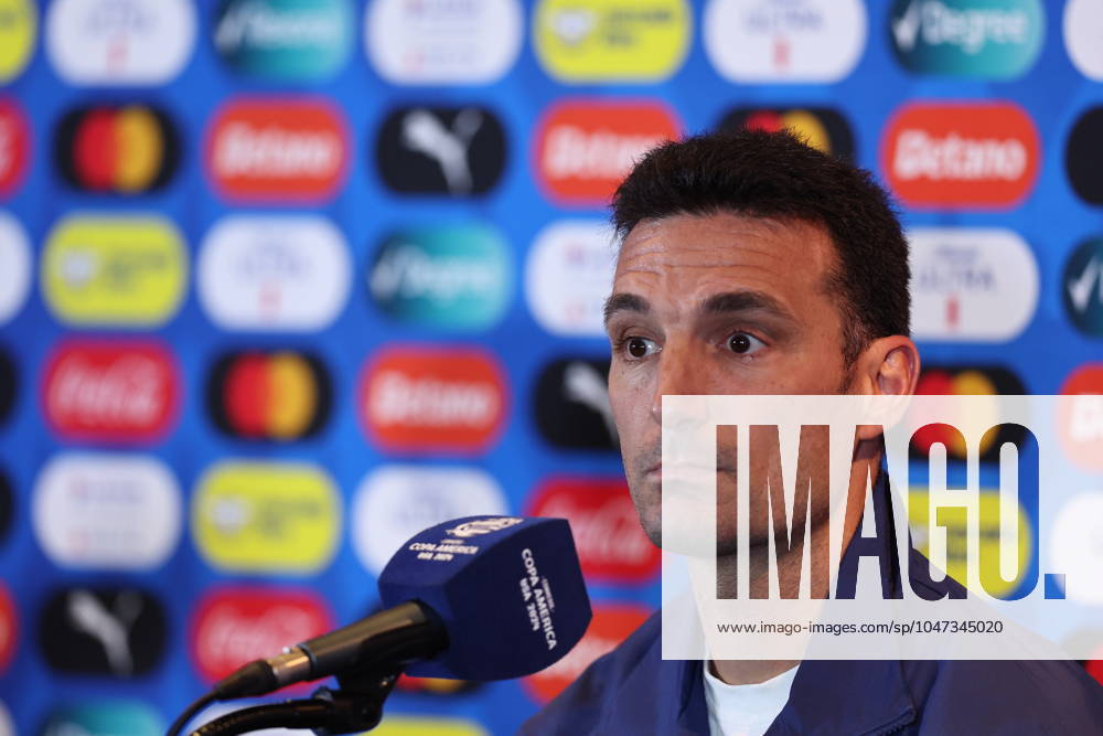 Argentina s coach, Lionel Scaloni, during a press conference, PK, Pressekonferenz prior to the match against Canada for semifinal of the Copa Amà rica USA 2024, at MetLife Stadium in New Jersey, on July 8, 2024. NEW JERSEY UNITED STATES