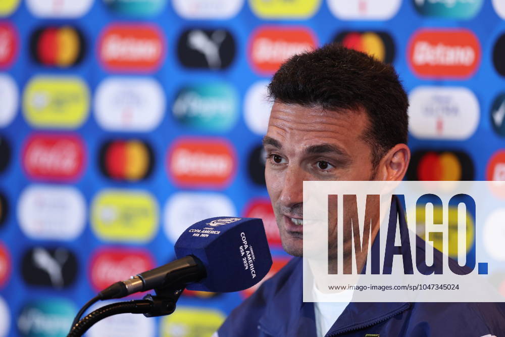 Argentina s coach, Lionel Scaloni, during a press conference, PK, Pressekonferenz prior to the match against Canada for semifinal of the Copa Amà rica USA 2024, at MetLife Stadium in New Jersey, on July 8, 2024. NEW JERSEY UNITED STATES