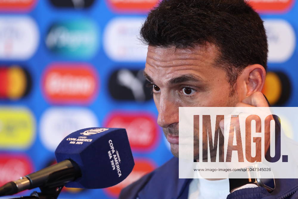 Argentina s coach, Lionel Scaloni, during a press conference, PK, Pressekonferenz prior to the match against Canada for semifinal of the Copa Amà rica USA 2024, at MetLife Stadium in New Jersey, on July 8, 2024. NEW JERSEY UNITED STATES