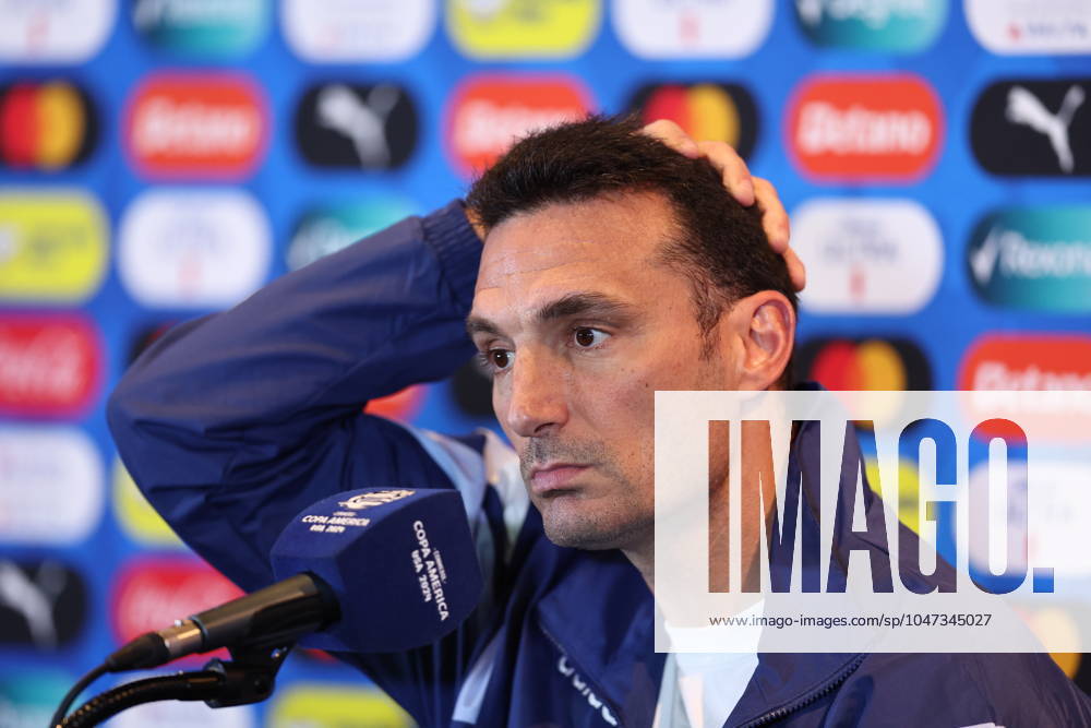 Argentina s coach, Lionel Scaloni, during a press conference, PK, Pressekonferenz prior to the match against Canada for semifinal of the Copa Amà rica USA 2024, at MetLife Stadium in New Jersey, on July 8, 2024. NEW JERSEY UNITED STATES