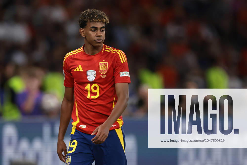 Berlin, Germany, 14th July 2024. Lamine Yamal of Spain reacts during the UEFA European Championships final match at Olympiastadion, Berlin. Picture: Jonathan Moscrop Sportimage . SPI-3226-0261