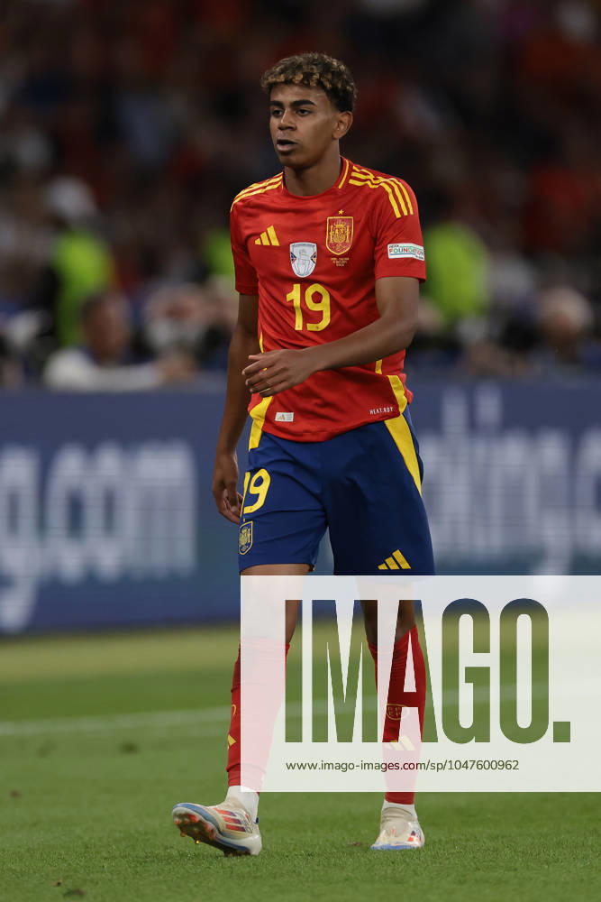 Berlin, Germany, 14th July 2024. Lamine Yamal of Spain reacts during the UEFA European Championships final match at Olympiastadion, Berlin. Picture: Jonathan Moscrop Sportimage . SPI-3226-0316