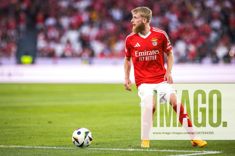 SL Benefica Vs Feyenoord in Lisbon, Portugal - 28 Jul 2024 Jan-Niklas Beste of SL Benfica in action during the Pre-Season Friendly match between SL Benfica and Feyenoord at Estadio da Luz. (Final score: SL Benfica 5 - 0 Feyenoord) Lisbon Portugal