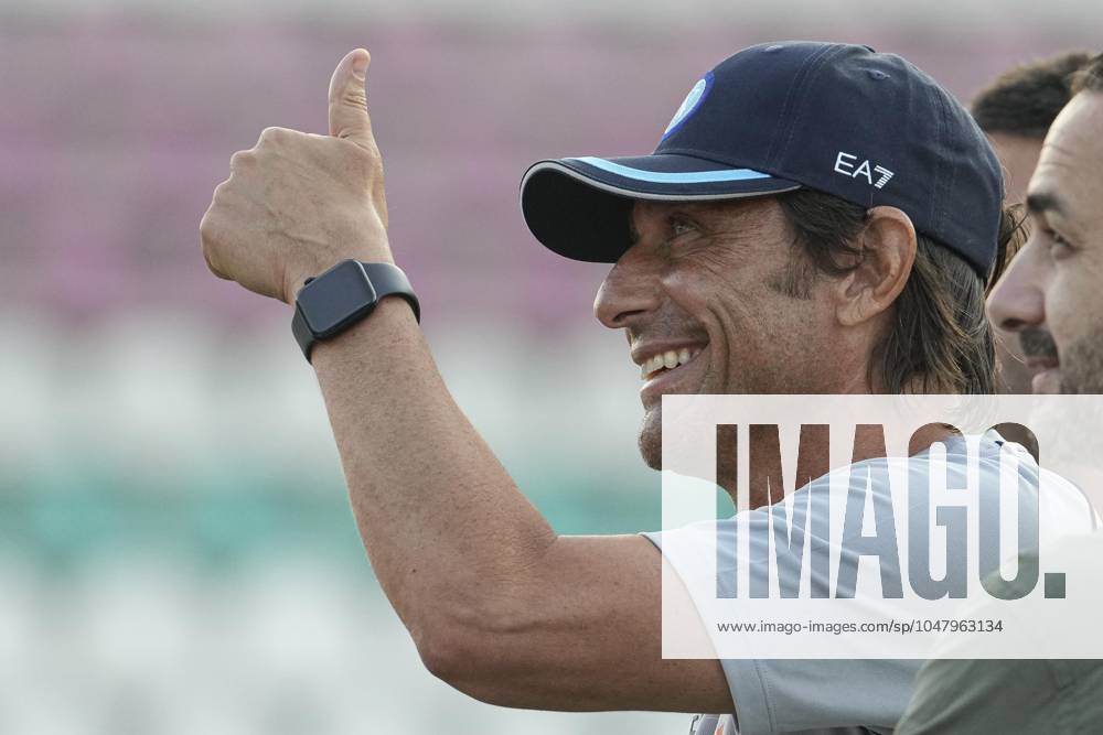 SSC Napoli Training Camp 2024 - Castel Di Sangro Antonio Conte is head coach of Napoli during the preseason training camp of SSC Napoli at Stadio Patini in Castel di Sangro, Italy, on July 29, 2024 Castel di Sangro Abruzzo Italy