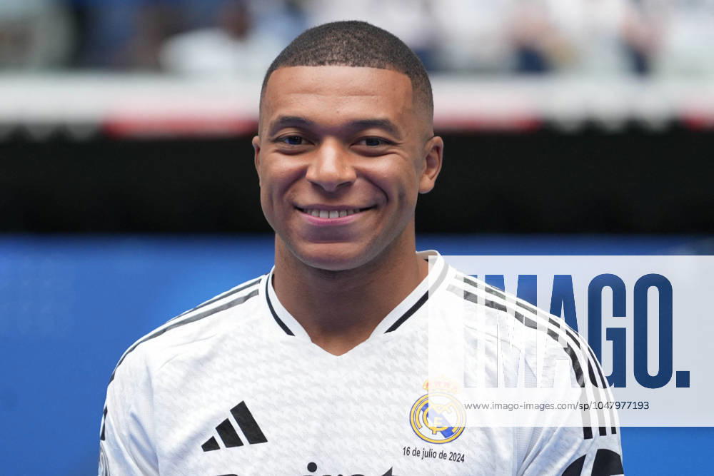 Presentation Kylian Mbappe In Real Madrid - Spain Kylian Mbappé during his presentation as a new player of Real Madrid CF on 16 July 2024 at Santiago Bernabeu stadium in Madrid, Spain - Photo Laurent Lairys ABACAPRESS.COM Madrid Spain
