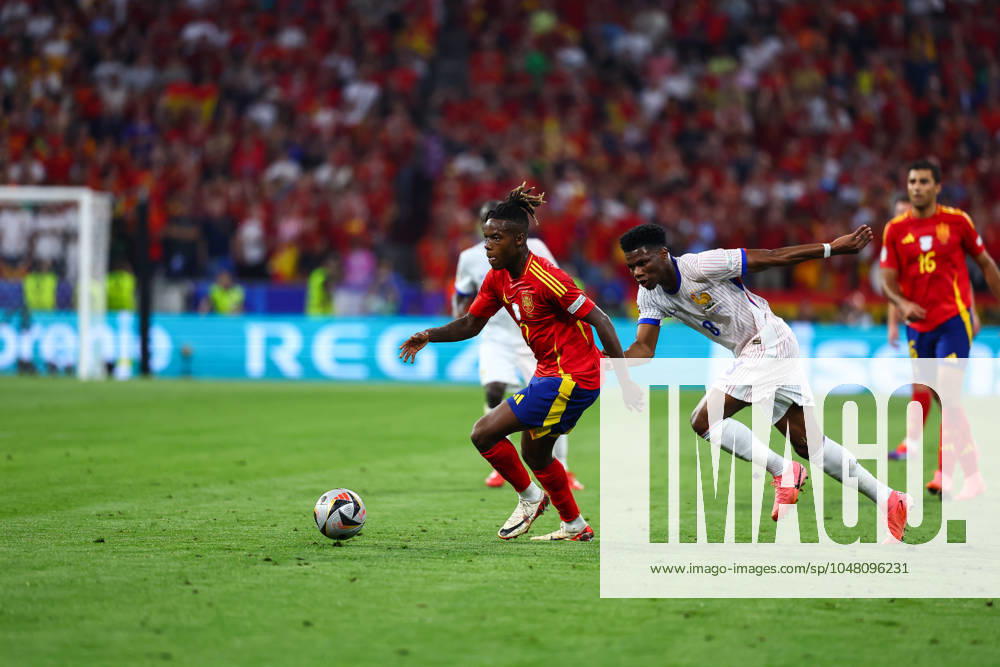 EURO 2024 - SPAIN-FRANCE 9th of July 2024 - EURO 2024 - SEMI FINAL - SPAIN vs FRANCE - ALLIANZ ARENA - MUNICH williams (nico) in action against tchouameni (aurelien) MUNICH GERMANY
