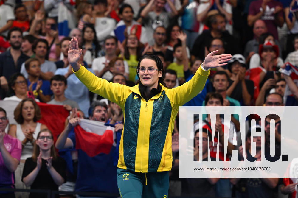 OLY24 SWIMMING, Gold medalist Kaylee McKeown of Australia on the podium for the Womens 200m Backstroke Final at the La Defense Arena during the 2024 Paris Olympic Games, Olympische Spiele, Olympia, OS in Paris, France, Friday, August 02, 2024. ( NO ARCHIVING, , NO USE IN BOOKS WITHOUT CONSENT PARIS FRANCE