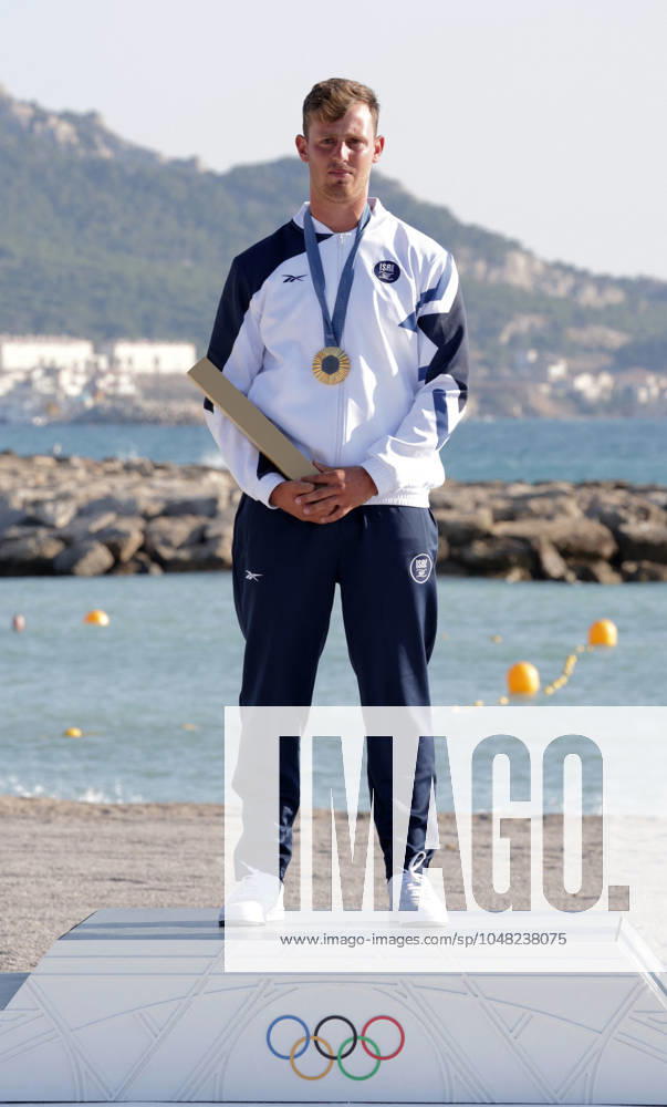 Paris 2024 - Windsurf - Tom Reuveny Wins Gold Tom Reuveny of Team Israel wins gold in Men s Windsurf iQFoil class final on day eight of the Paris 2024 Olympic Games, Olympische Spiele, Olympia, OS in Marseille, France on August 3, 2024. Photo by Patrick Aventurier ABACAPRESS.COM Marseille France