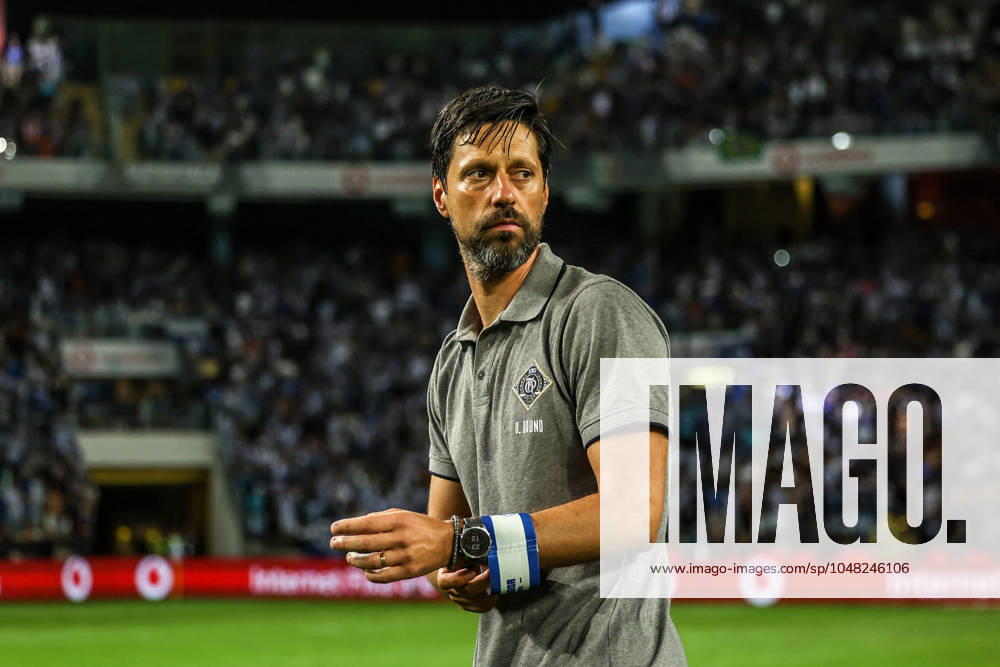 Aveiro, Portugal, August 3rd, 2024: FC Porto Coach Vitor Bruno in action during the Portuguese Super Cup game between Sporting CP v FC Porto at Estadio Municipal de Aveiro, Aveiro, Portugal (Joao Bravo SPP)