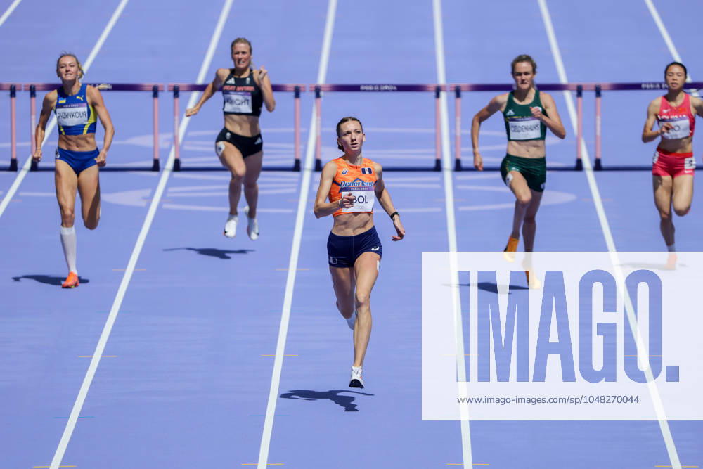 Femke Bol (NRD) leads the womenÃ¢â‚¬â ¢s 400m hurdles morning sessions at the Stade de France during the 2024 Paris Olympics on Sunday August 4, 2024 in Paris. Paris France - ZUMAj89_ 20240804_oly_j89_024
