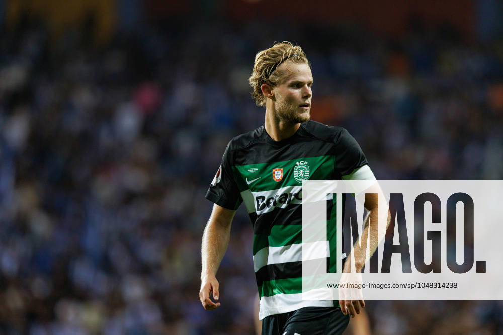Morten Hjulmand during Supertaca Candido de Oliveira 2024 game between teams of Sporting CP and FC Porto at Estadio Municipal de Aveiro, Portugal (Maciej Rogowski) Aveiro Estadio Municipal de Aveiro Portugal