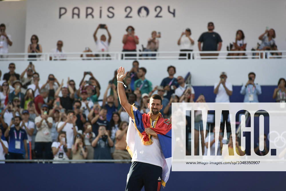 Paris 2024 - Fans welcome medalists at the Parc des Champions in Paris Men s Tennis Singles gold medalist Novak Djokovic of Team Serbia celebrating as fans welcome champions at the Parc des Champions at Trocadero, during the Paris 2024 Olympic Games, Olympische Spiele, Olympia, OS on August 5, 2024. Photo by Firas Abdullah ABACAPRESS.COM Paris Ile-de-France Greece