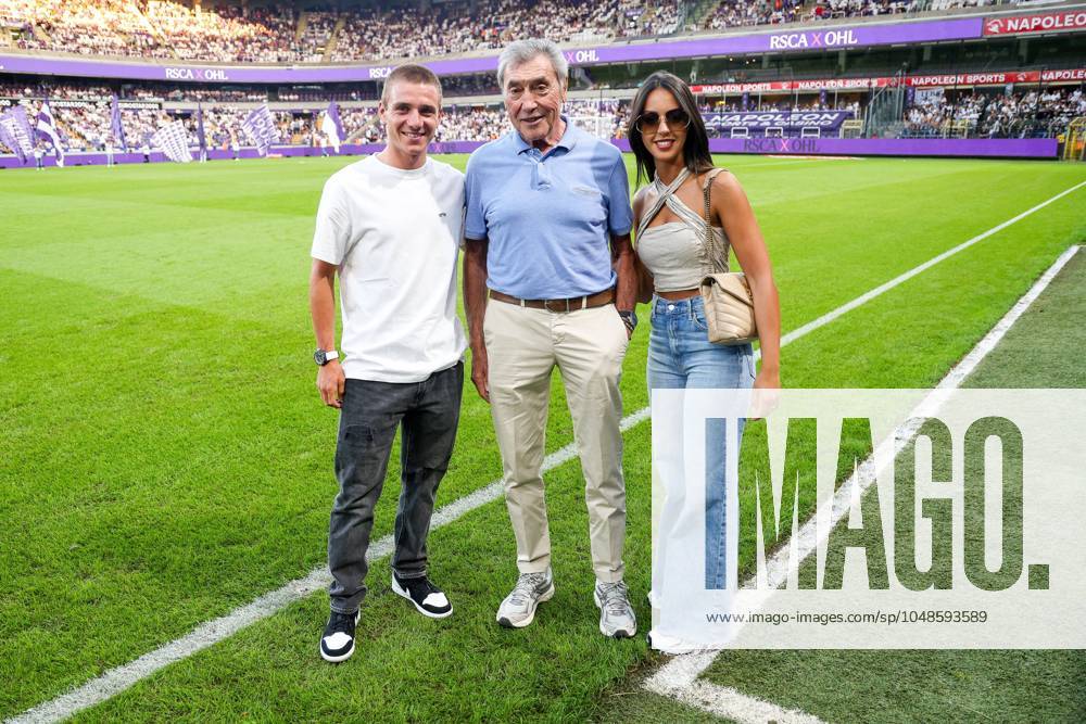 RSC Anderlecht v OH Leuven - Jupiler Pro League ANDERLECHT, BELGIUM - AUGUST 10 : Evenepoel Remco (BEL) of Soudal Quick-Step, Merckx Eddy and Oumi Rayane ahead of the Jupiler Pro League match between RSC Anderlecht and OH Leuven on August 10, 2024 in Anderlecht, Belgium