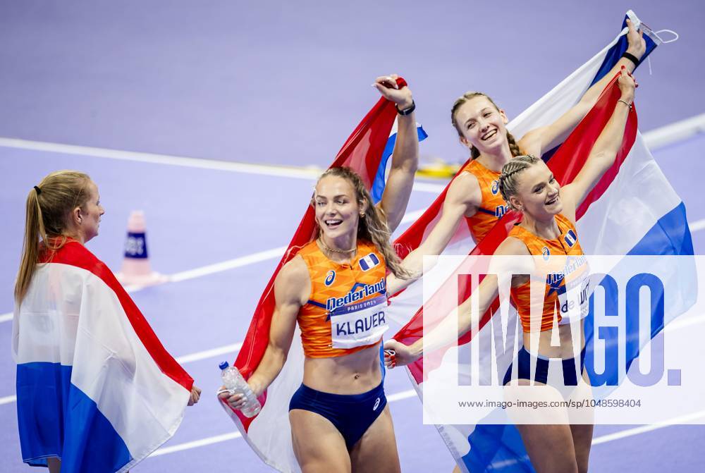 PARIS - Lieke Klaver, Cathelijn Peeters, Lisanne de Witte and Femke Bol react after winning the silver medal in the 4 x 400m relay (w) of athletics during the Olympic Games, Olympische Spiele, Olympia, OS ANP ROBIN VAN LONKHUIJSEN ANPxSportx IVx 505720955 originalFilename: 505720955