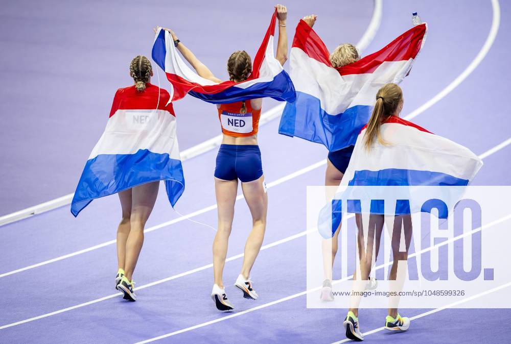 PARIS - Lieke Klaver, Cathelijn Peeters, Lisanne de Witte and Femke Bol react after winning the silver medal in the 4 x 400m relay (w) of athletics during the Olympic Games, Olympische Spiele, Olympia, OS ANP ROBIN VAN LONKHUIJSEN ANPxSportx IVx 505721249 originalFilename: 505721249