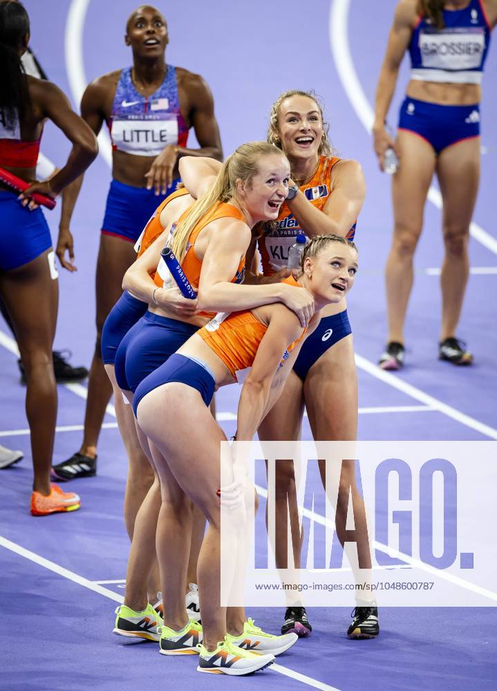PARIS - Lieke Klaver, Cathelijn Peeters, Lisanne de Witte and Femke Bol react after winning the silver medal in the 4 x 400m relay (w) of athletics during the Olympic Games, Olympische Spiele, Olympia, OS ANP ROBIN VAN LONKHUIJSEN ANPxSportx IVx 505721776 originalFilename: 505721776