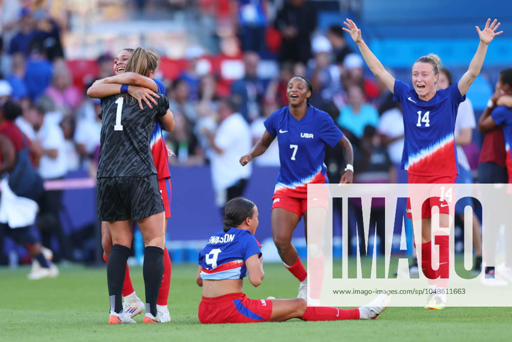 United States of America team group, Mannschaftsbild, Totale (USA), AUGUST 10, 2024 - Football Soccer : Women s Final match between Brazil 0-1 United States of America during the Paris 2024 Olympic Games, Olympische Spiele, Olympia, OS at Parc des Princes in Paris, France. Noxthirdxpartyxsales (262918572)