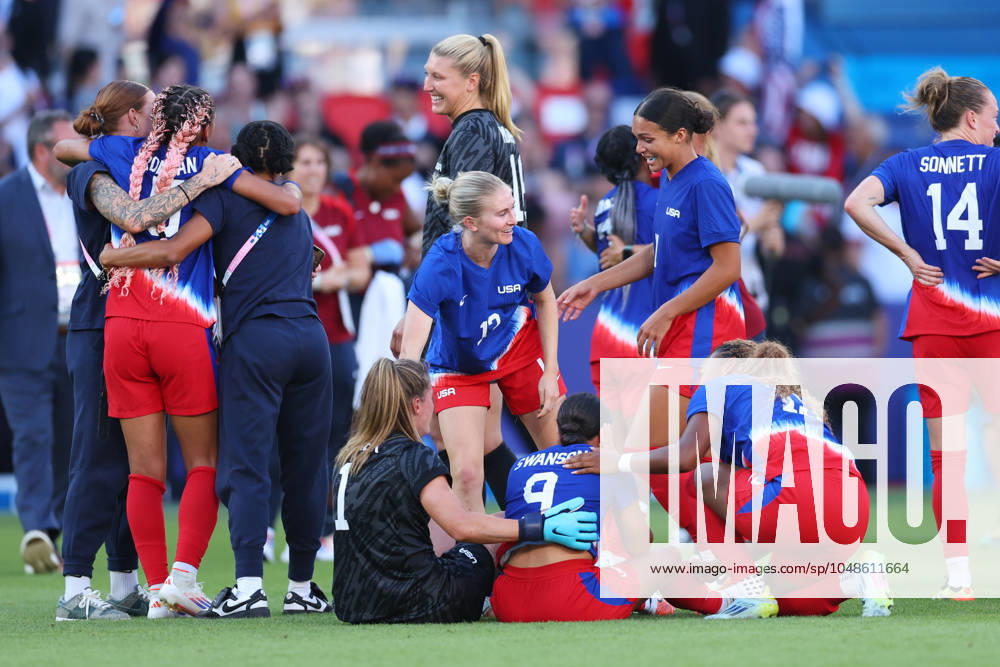 United States of America team group, Mannschaftsbild, Totale (USA), AUGUST 10, 2024 - Football Soccer : Women s Final match between Brazil 0-1 United States of America during the Paris 2024 Olympic Games, Olympische Spiele, Olympia, OS at Parc des Princes in Paris, France. Noxthirdxpartyxsales (262918573)