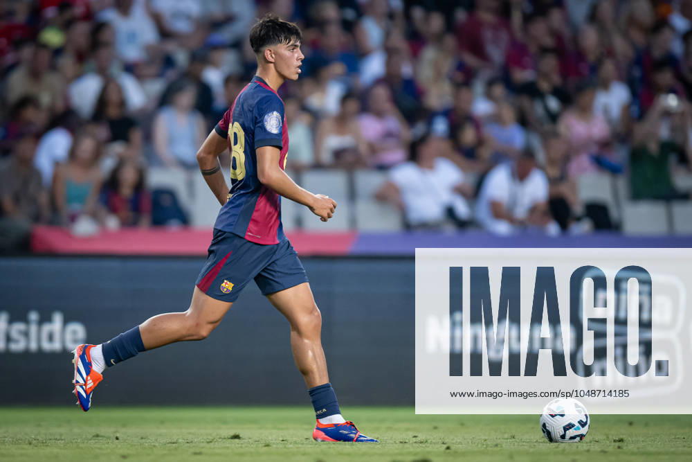 Marc Bernal FC Barcelona, Barca controls the ball during a Joan Gamper Trophy at Estadi Olimpic Lluís Companys in Barcelona, Spain, on August 12 2024. FOOTBALL : FC Barcelona vs AS Monaco - Joan Gamper Trophy at Estadi Olimpic Lluís - 12 08 2024 FelipeMondino Panoramic