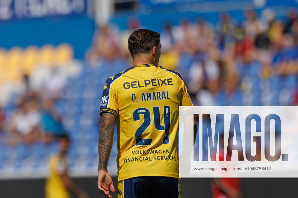 Pedro Amaral during Liga Portugal game between teams of GD Estoril Praia and CD Santa Clara at Estadio Antonio Coimbra da Mota (Maciej Rogowski) Estoril Estadio Antonio Coimbra Da Mota Portugal