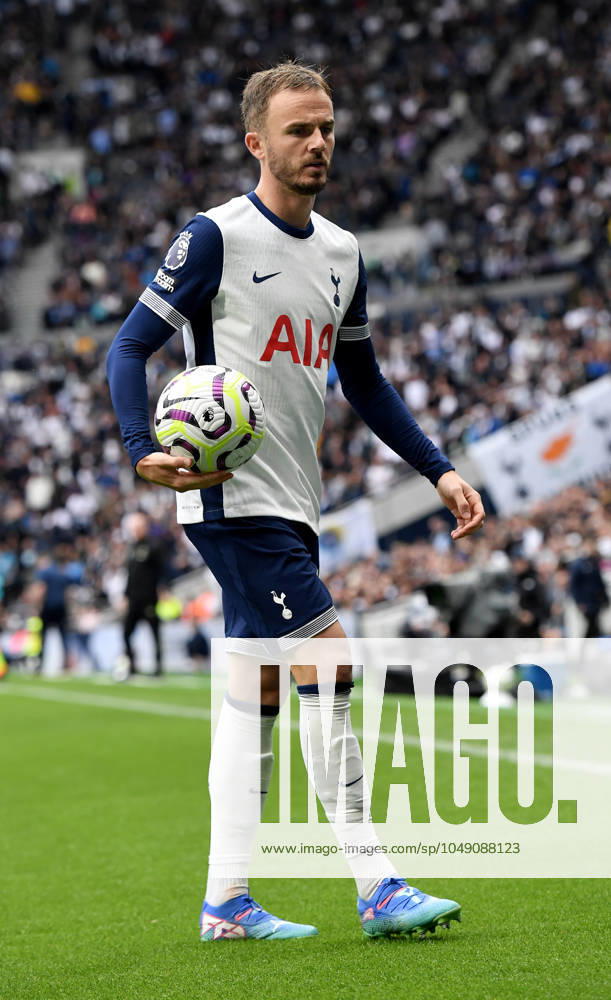 Tottenham Hotspur v Everton Premier League 242024. James Maddison during the Premier League match between Tottenham Hotspur and Everton at Tottenham Hotspur Stadium, London, United Kingdom on 24 August 2024. London Tottenham Hotspur Stadium London United Kingdom Editorial use only DataCo restrictions apply See www.football-dataco.com ,