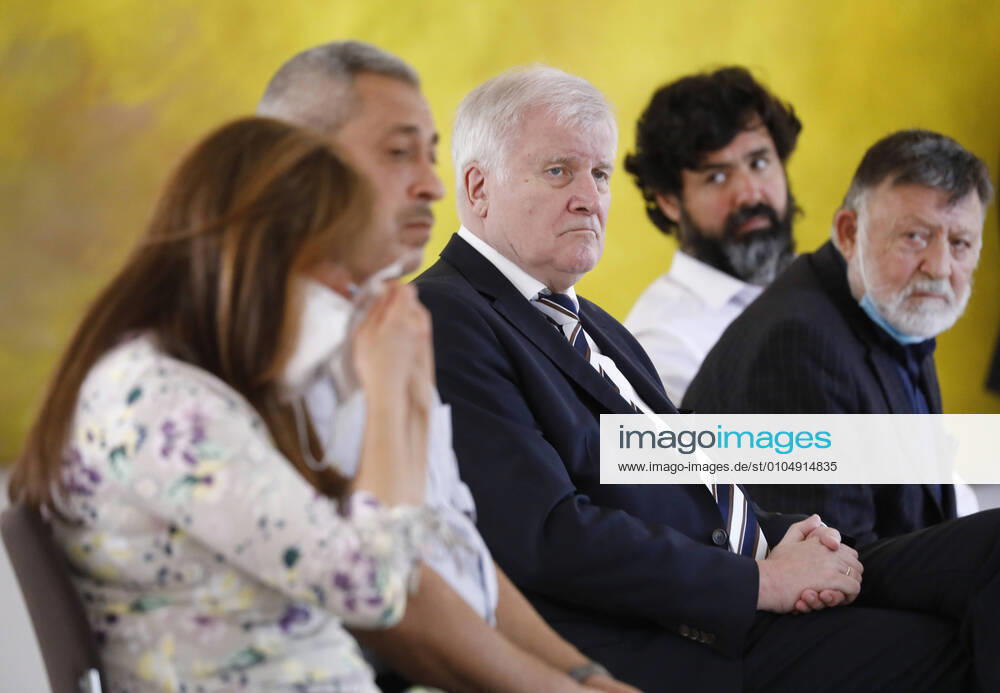 Horst Seehofer, Bundesministerium des Innern, Berlin, Schloss Bellevue, Ansprache BPr Steinmeier bei einem Treffen mit Angehörigen der Todesopfer des Anschlags von Hanau