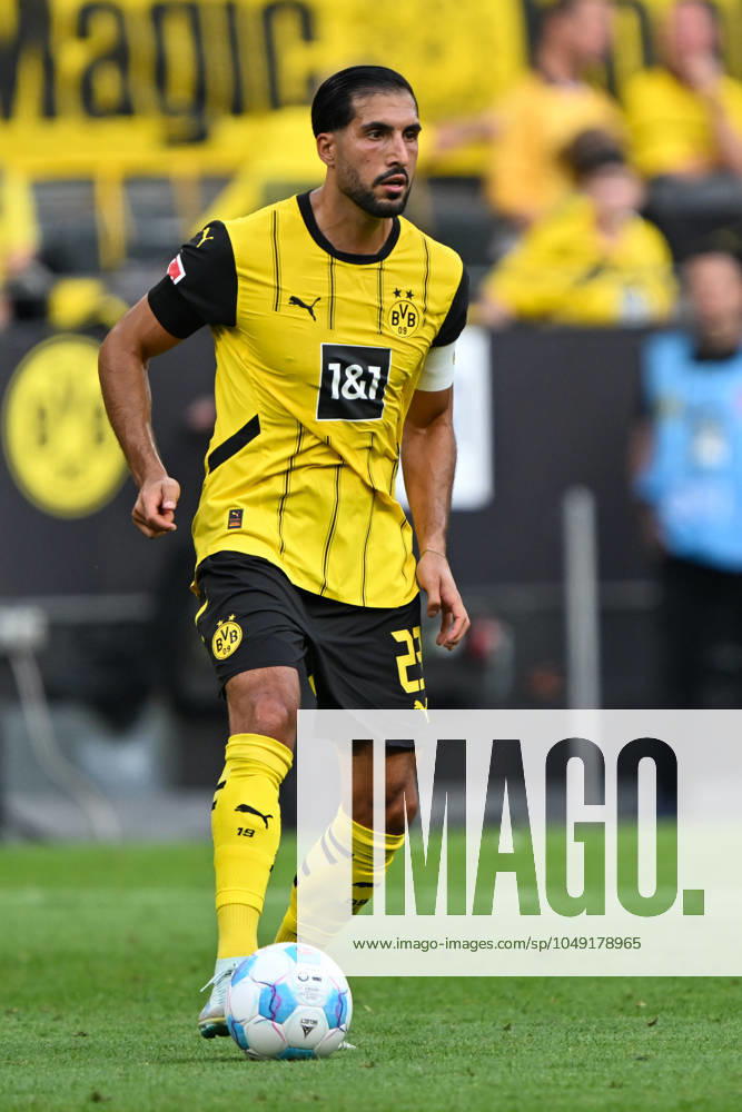 1. Bundesliga - Borussia Dortmund - Eintracht Frankfurt am 24.08.2024 im Signal Iduna Park in Dortmund Emre Can (Dortmund 23) am Ball.