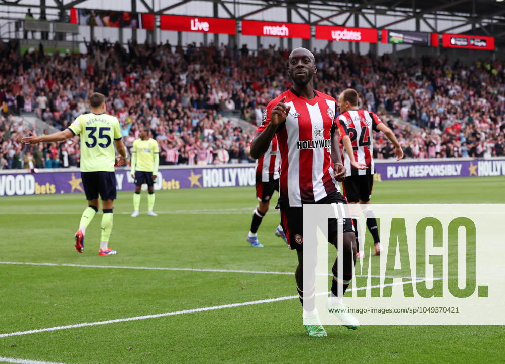 London, England, 31st August 2024. Brentford s Yoane Wissa celebrates scoring his sides third goal during the Premier League match at Gtech Community Stadium, London. Picture credit should read: David Klein Sportimage . SPI-3288-0095