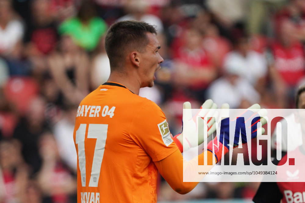 Fussball, 1.BL Saison 2024 2025 Bayer 04 Leverkusen vs RB Leipzig , 31.08.2024, Bayarena Leverkusen Matej Kovar TW Bayer 04 Leverkusen Aktion, Einzelbild