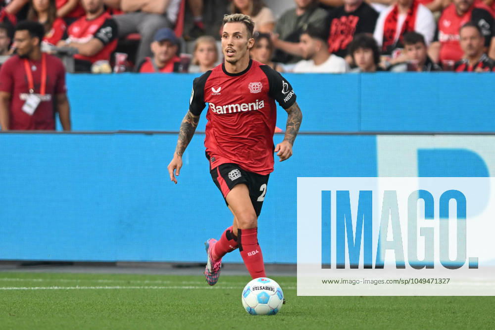 Alejandro Alex Grimaldo (Leverkusen 20) Aktion . Einzelbild . Freisteller . 31.08.2024 Fussball Bayer 04 Leverkusen vs RB Leipzig, BayArena, Leverkusen, DFB DFL REGULATIONS PROHIBIT ANY USE OF PHOTOGRAPHS AS IMAGE SEQUENCES AND OR QUASI-VIDEO NRW Germany