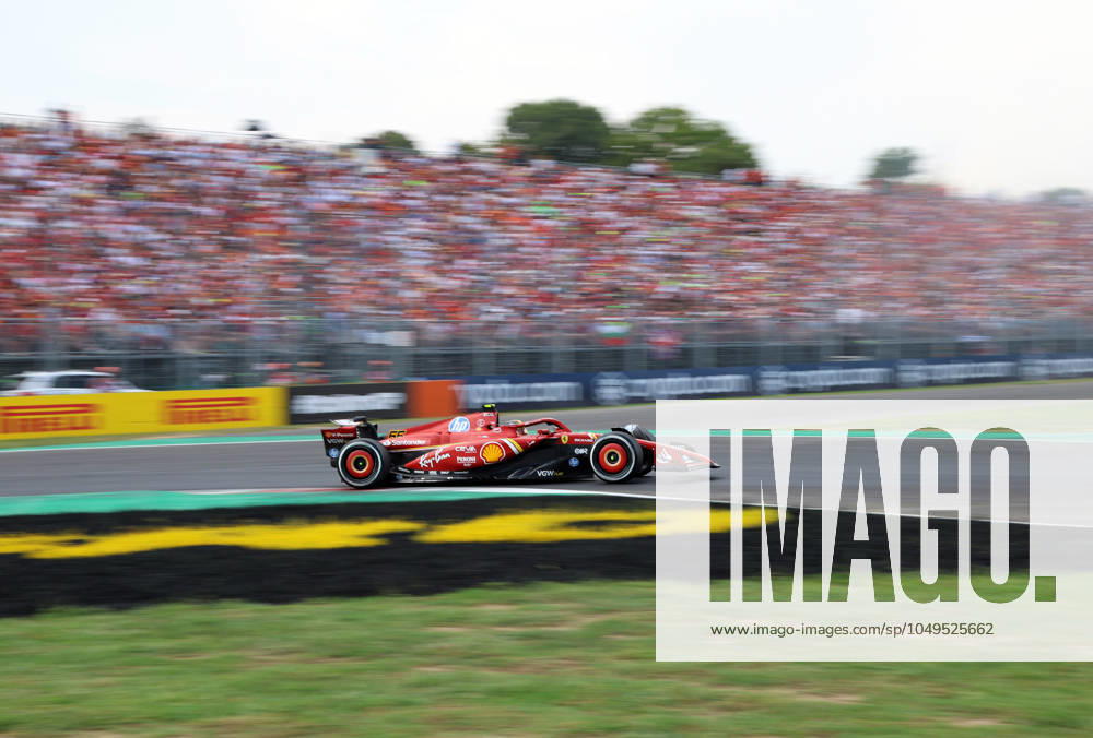 Motorsport FIA Formel 1, Großer Preis von Italien 2024, v.l. Carlos Sainz (Ferrari) Startnummer 55 Monza