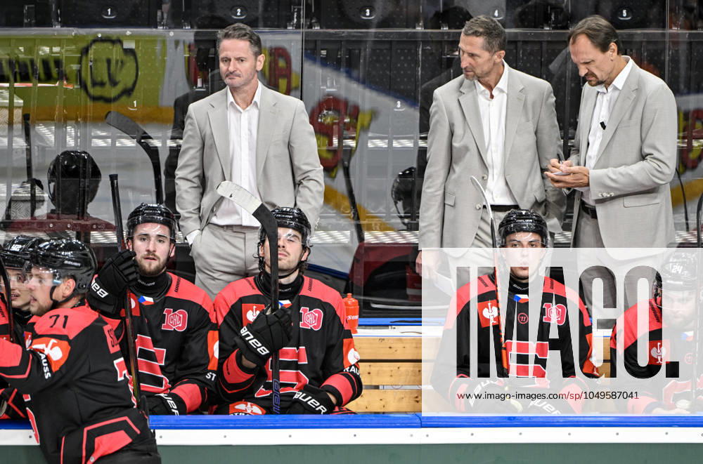 From right (back) head coach of Sparta Pavel Gross and asistants Antonin Stavjana, Otakar Vejvoda during the Hockey Champions League match HC Sparta Praha vs Tappara Tampere in Prague, Czech Republic, September 5, 2024. (CTKxPhoto VitxSimanek) CTKPhotoP2024090509845 CTKPhotoP2024090509845