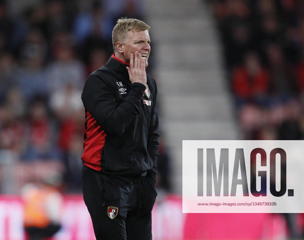AFC Bournemouth v Manchester United, ManU - Premier League - Vitality Stadium April 18, 2018 - Bournemouth, United Kingdom - Eddie Howe manager of Bournemouth looks on frustrated during the premier league match at the Vitality Stadium, Bournemouth. Picture date 18th April 2018. Picture credit should read: David Klein Sportimage Bournemouth United Kingdom