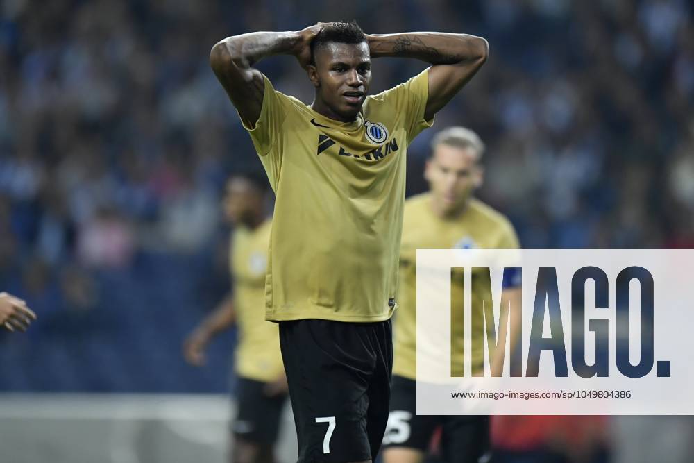 FC Porto v Club Brugge - UEFA Champions League PORTO, PORTUGAL - NOVEMBER 2 : Moraes Ferreira Da Silva Wesley forward of Club Brugge looks dejected after missing an opportunity during the Champions League Group H stage match of FC Porto against Club Brugge at the Estadio do Dragao on November 02, 2016 in Porto, Portugal, 2 11 2016 Porto Portugal