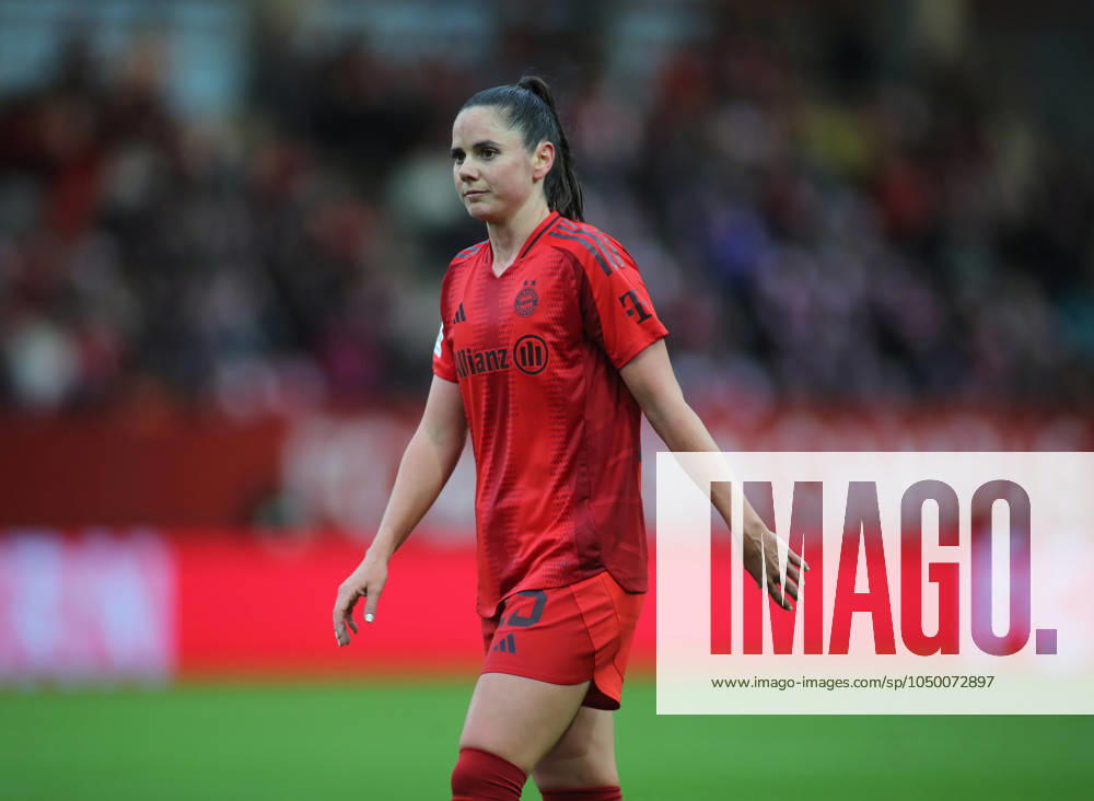 München, Deutschland 13. September 2024: Fussball, FRAUEN, GOOGLE PIXEL FRAUEN-BUNDESLIGA, Saison 2024 2025, FC Bayern München - RB Leipzig, Campus Sarah Zadrazil (FC Bayern München) Kopf, Oberkörper