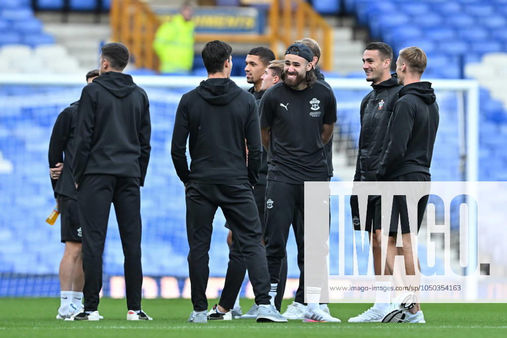 Carabao Cup Everton v Southampton Ben Brereton Diaz of Southampton all smiles as he shares a joke with his teammates as they inspect the pitch ahead of the Carabao Cup match Everton vs Southampton at Goodison Park, Liverpool, United Kingdom, 17th September 2024 (Photo by Cody Froggatt News Images) Liverpool Goodison Park Merseyside United Kingdom
