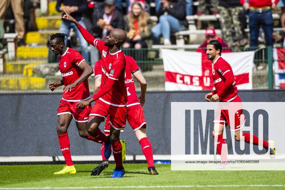 Royal Antwerp v RSC Anderlecht - Jupiler Pro League Play-Offs 1 ANTWERPEN, BELGIUM - MAY 12 : Didier Lamkel Ze forward of Antwerp celebrates after scoring the 1-1 during the Jupiler Pro League match between Royal Antwerp FC and RSC Anderlecht on May 12, 2019 in Antwerpen, Belgium, 12 05 2019 ( Photo Gregory Van Gansen Photonews ) Antwerpen Belgium