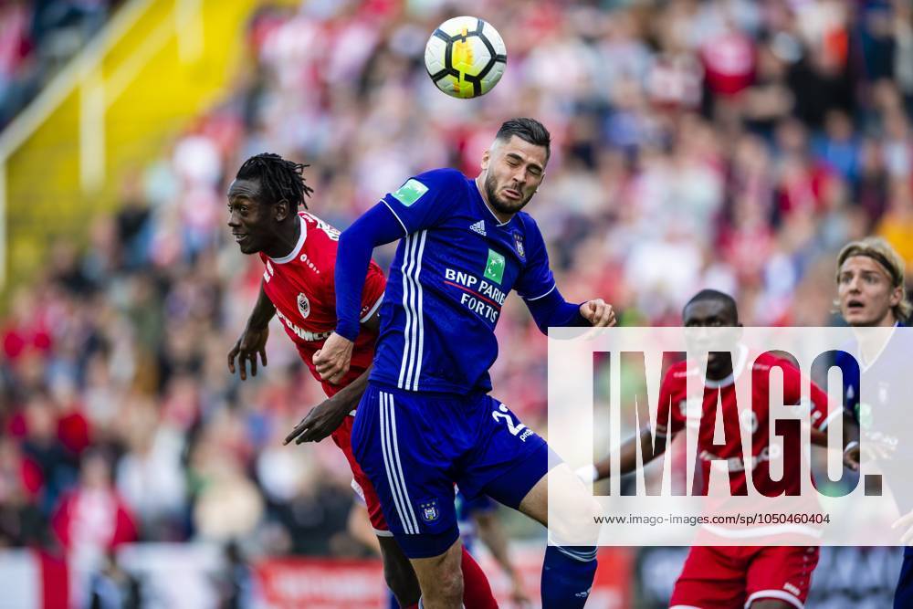 Royal Antwerp v RSC Anderlecht - Jupiler Pro League Play-Offs 1 ANTWERPEN, BELGIUM - MAY 12 : Amara Baby midfielder of Antwerp, Elias Cobbaut defender of Anderlecht during the Jupiler Pro League match between Royal Antwerp FC and RSC Anderlecht on May 12, 2019 in Antwerpen, Belgium, 12 05 2019 ( Photo Gregory Van Gansen Photonews ) Antwerpen Belgium