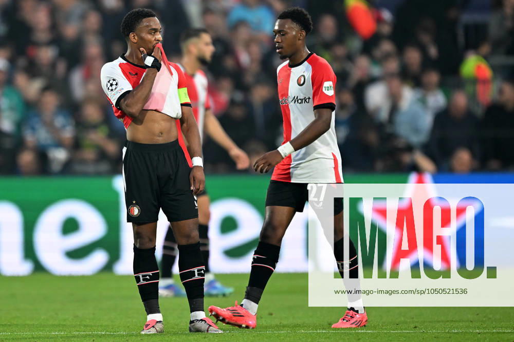 Rotterdam, De Kuip, 19.09.24, GER, Herren, UEFA Champions League, Saison 2024-2025, Feyenoord Rotterdam - Bayer 04 Leverkusen Bild: v.li. Quinten TIMBER (Feyenoord) und Antoni MILAMBO (Feyenoord) unzufrieden nach dem Tor zum 0:4 Only for editorial use! UEFA regulations prohibit any use of photographs as image sequences and or quasi-video. Suedholland Niederlande
