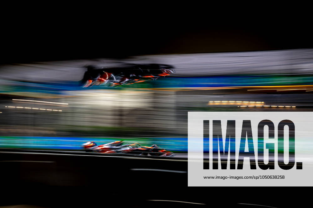 MARINA BAY, SINGAPORE: Lando Norris, racing for the McLaren F1 team during the 2024 Formula 1 Singapore Grand Prix at the Marina Bay Street Circuit in Marina Bay, Singapore