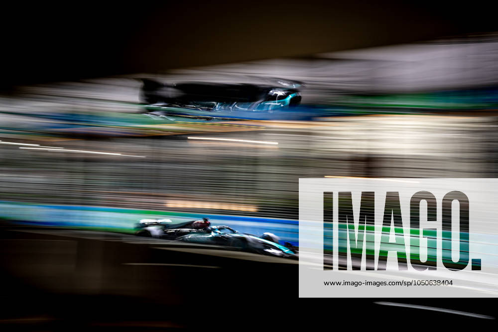 MARINA BAY, SINGAPORE: George Russell, racing for the Mercedes F1 team during the 2024 Formula 1 Singapore Grand Prix at the Marina Bay Street Circuit in Marina Bay, Singapore