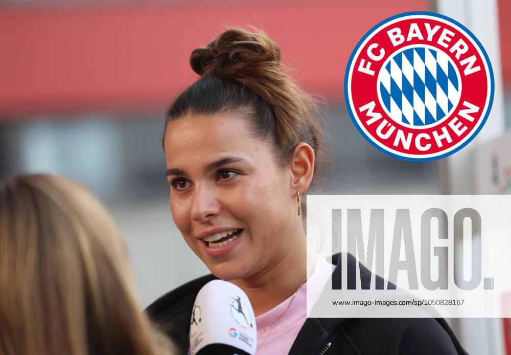 München, Deutschland 24. September 2024: Fussball, FRAUEN, GOOGLE PIXEL FRAUEN-BUNDESLIGA, Saison 2024 2025, FC Bayern München, Campus ! Achtung Montage ! Hier im Bild Lena Oberdorf (FC Bayern München) Kopf, Oberkörper beim Interview, oben rechts das Logo, Wappen des Vereins