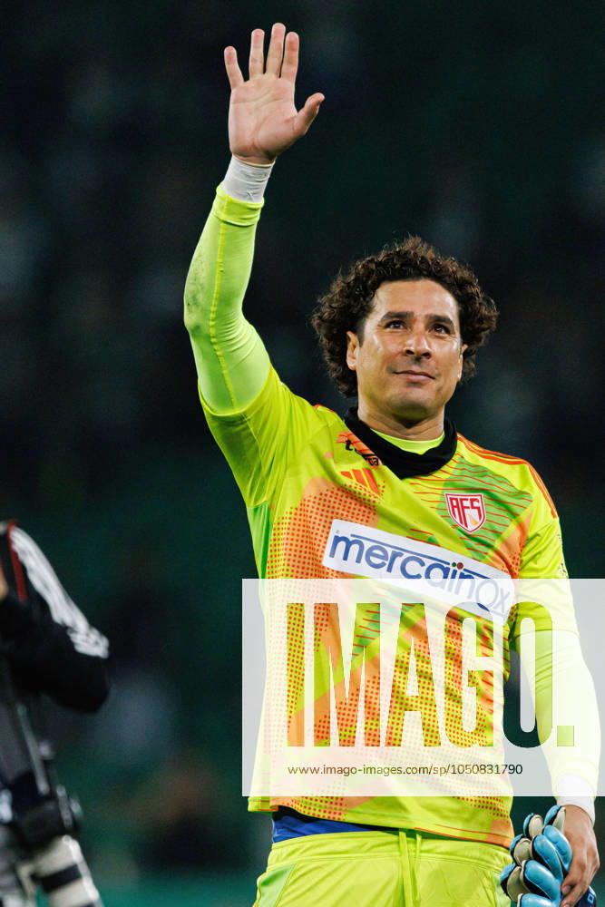Sporting CP Vs AVS Futebol SAD in Lisbon - 22 Sept 2024 Guillermo Ochoa (AVS) seen in action during the Liga Portugal game between teams of Sporting CP and AVS Futebol SAD at Estadio Jose Alvalade. final score 3:0 Lisbon Portugal