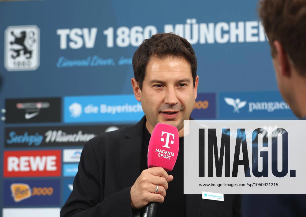 München, Deutschland, 25.September 2024: Fussball, Herren, 3.Liga, Saison 2024 2025, TSV 1860 München - Hannover 96 II, Grünwalder Stadion Argirios Giannikis, Trainer (TSV 1860 München) beim Interview Magenta DFB regulations prohibit any use of photographs as image sequences and or quasi-video