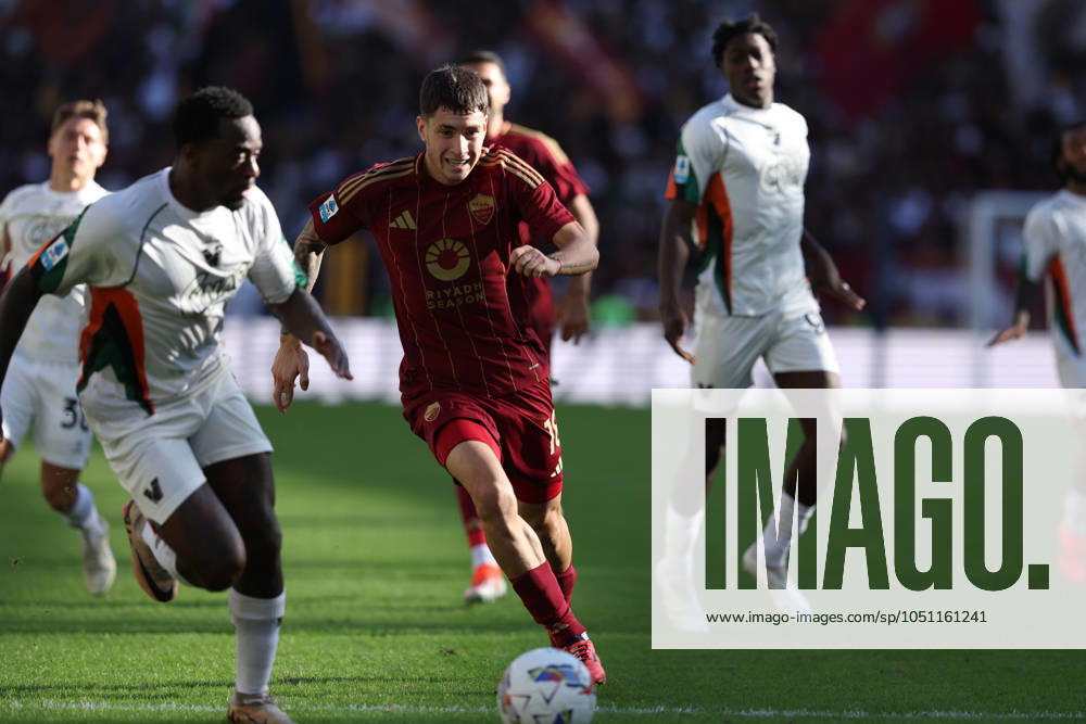 Rome, Italy 29.09.2024 : Matias Soule of Roma during Italian football championship Serie A Enilive 2024-2025 match AS Roma Vs Venezia FC at Stadio Olimpico in Rome on September 29, 2024.